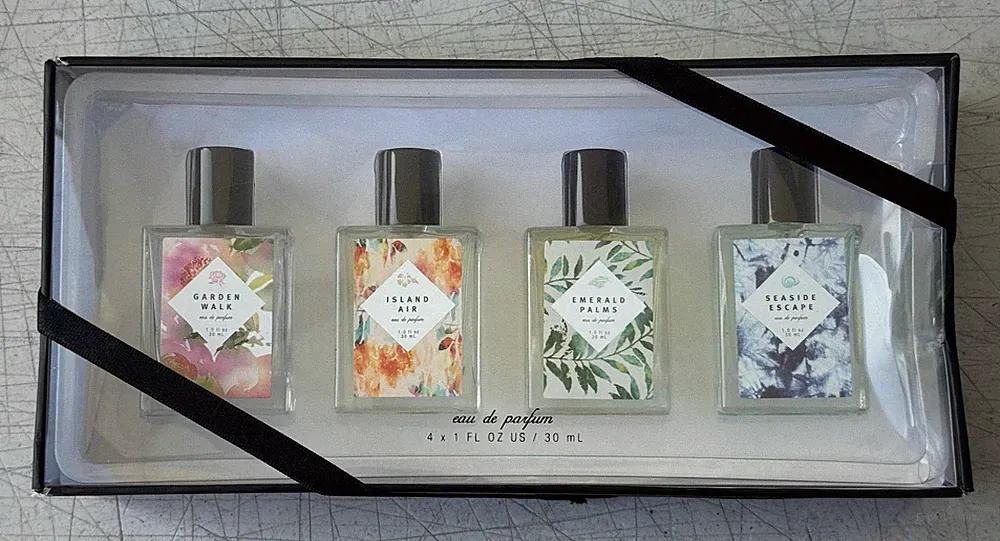 Mini Eau De Parfum Holiday Gift Set by Tru Fragrance and Beauty 1 Fl Oz 4-pack